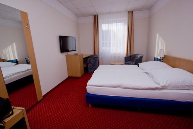 Hotel Jacobsberg Oschersleben Rum bild