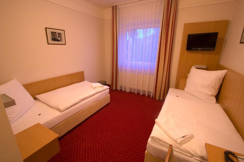 Hotel Jacobsberg Oschersleben Rum bild
