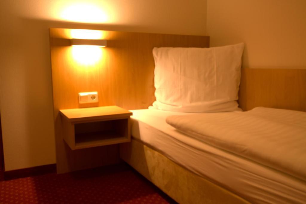 Hotel Jacobsberg Oschersleben Rum bild